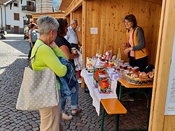 Rosary Market in Schluderns