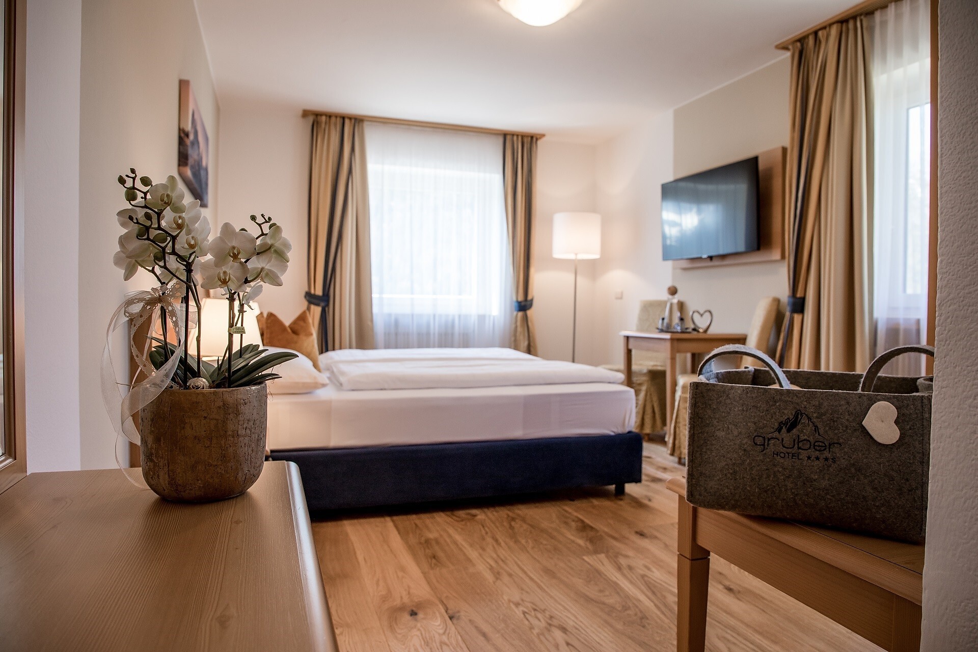 Doppelzimmer Südseite ohne Balkon (ca. 20m²)