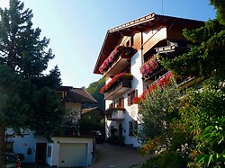 Garni Köfele