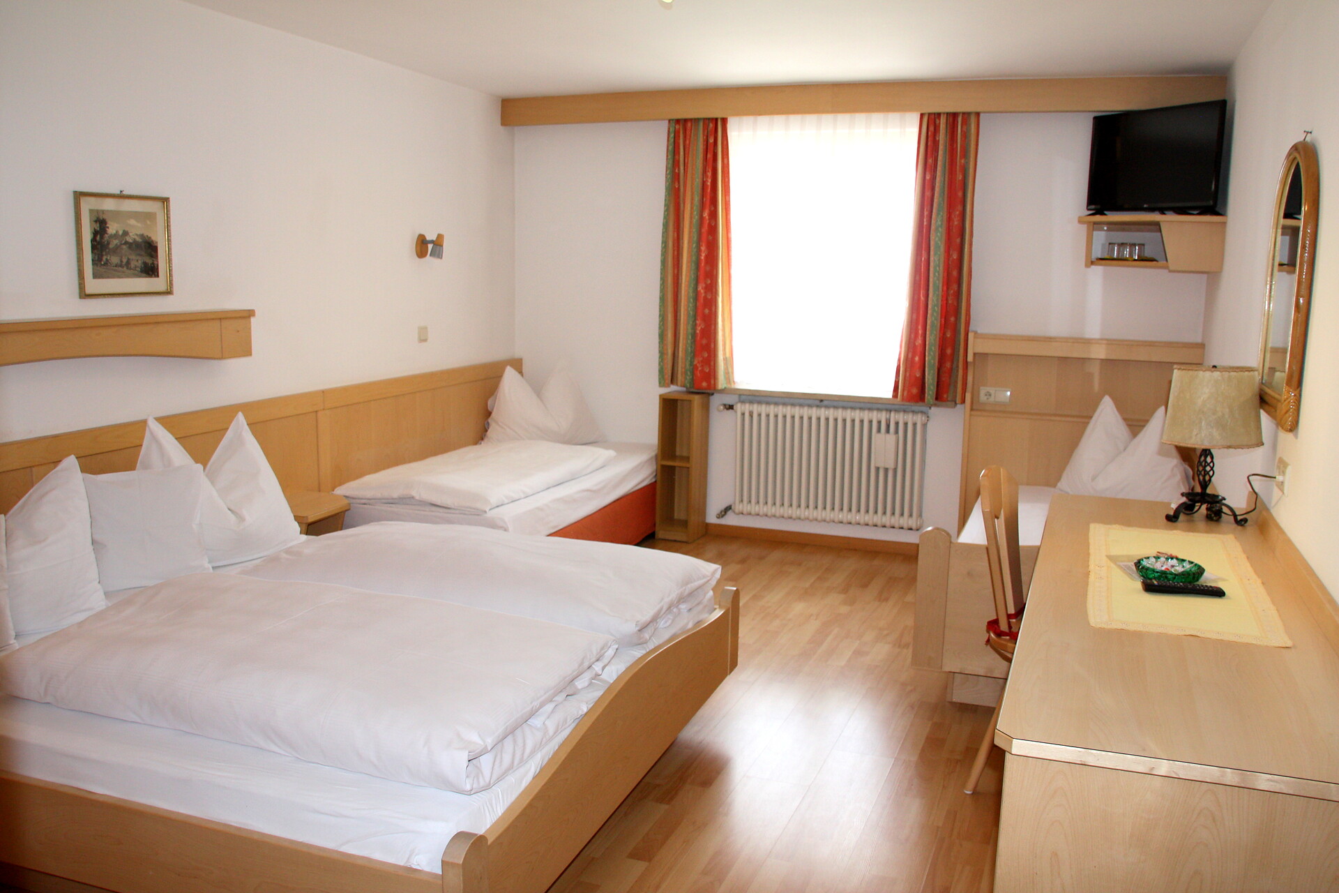 room for four persons