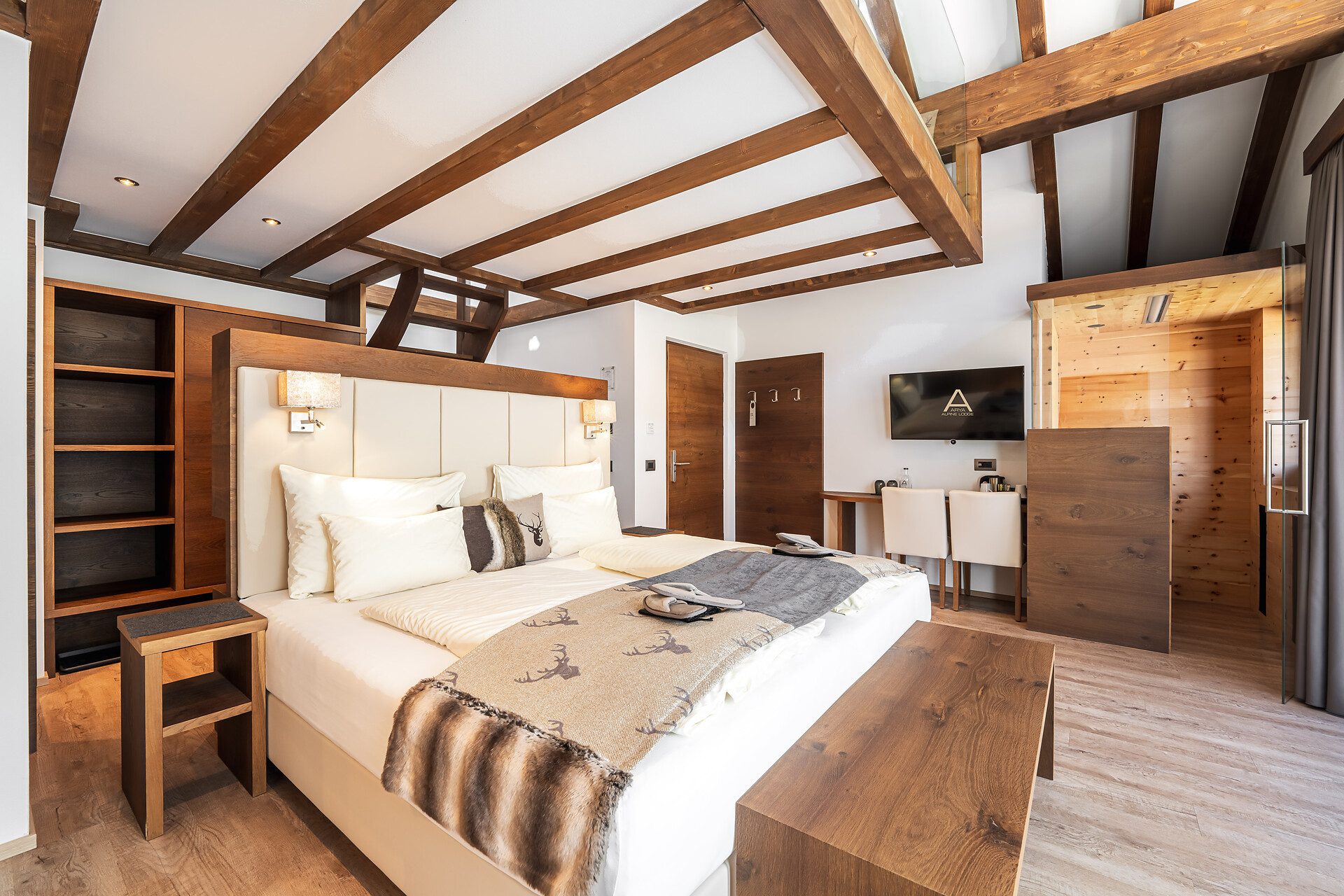 Arya Alpina Loft