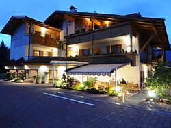 Hotel FleurAlp