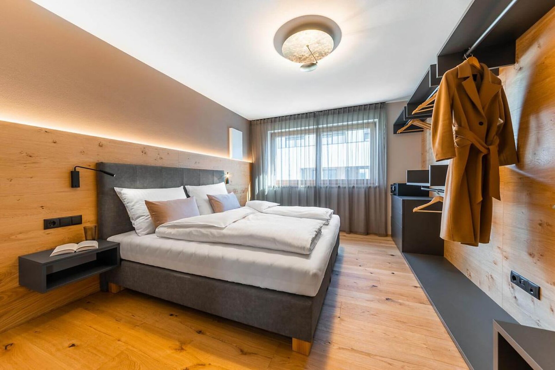 City Suites Standard*
