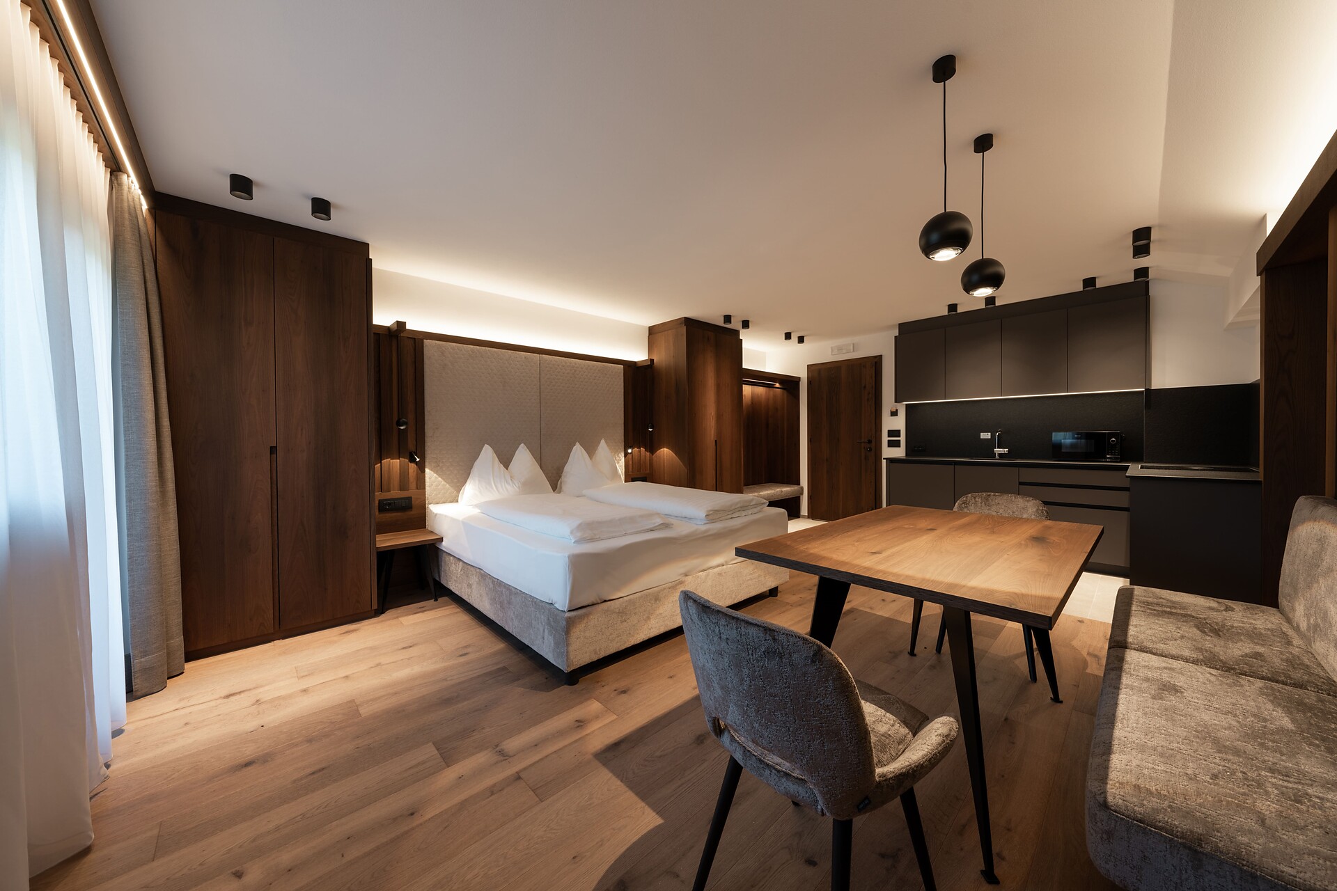 Appartamento con 2 camere da letto e 2 bagni separati (N.6)