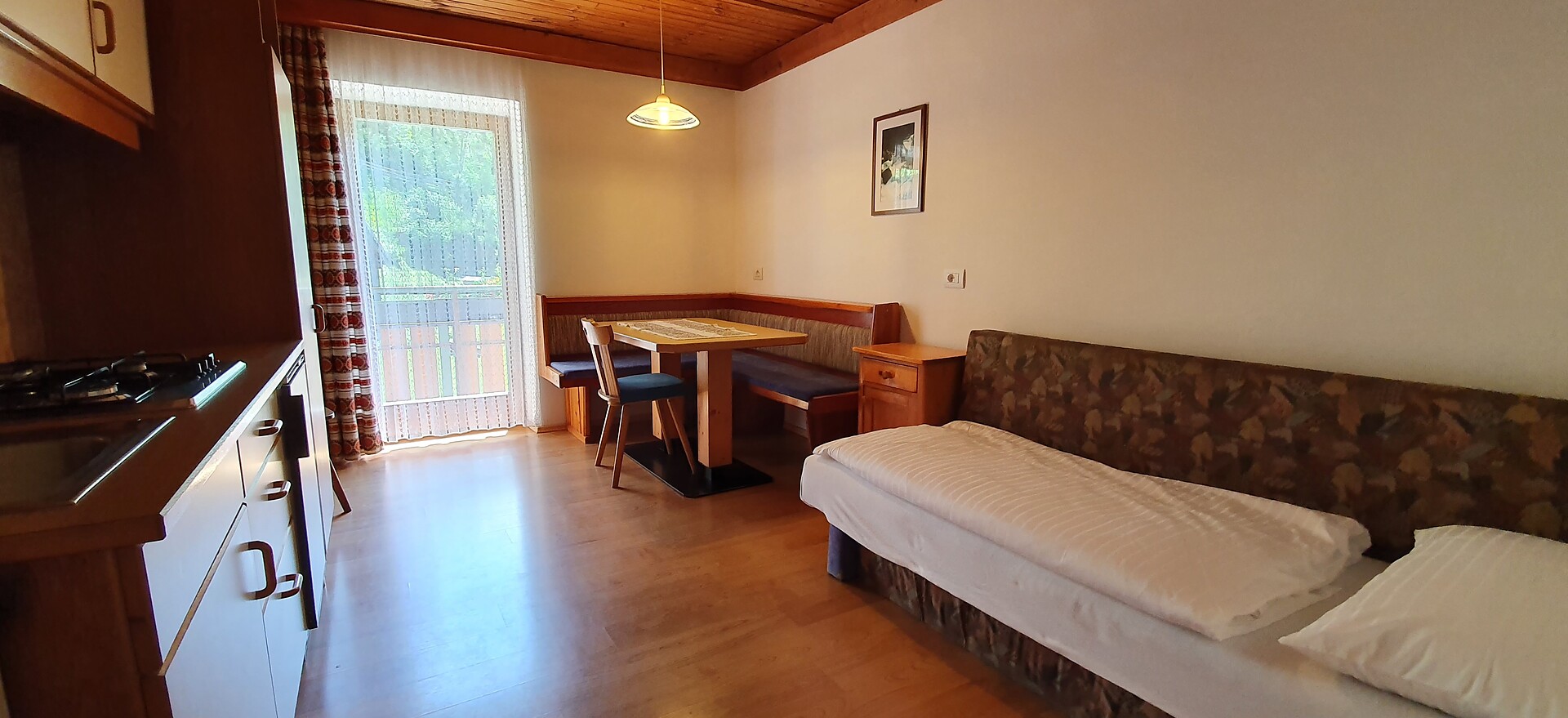 apartment for 2-4 person