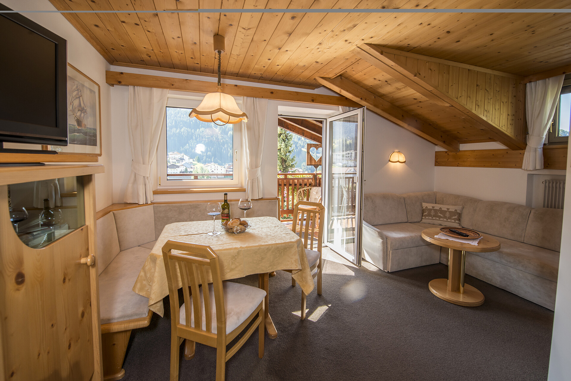 apartments for 2 people mono